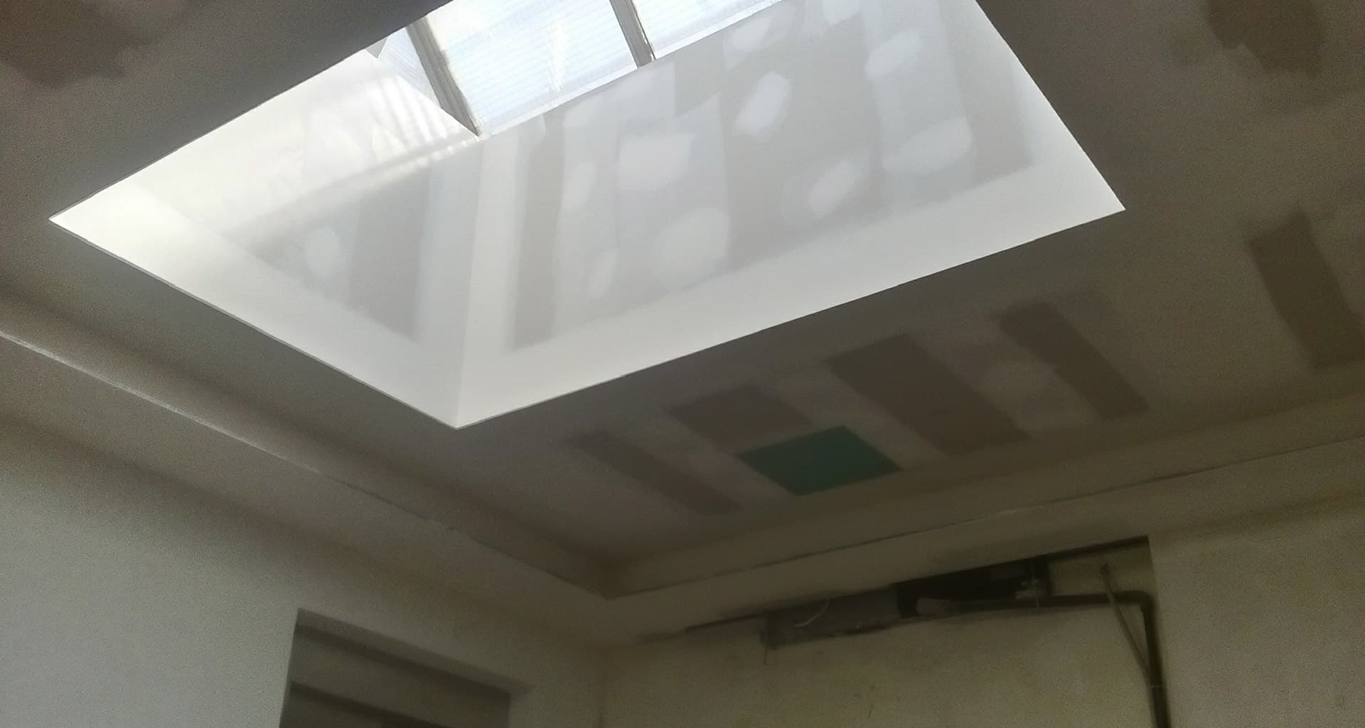 ¿Busca alguno de nuestros servicios de instalación de pladur en Vigo? ¡Llámenos!
